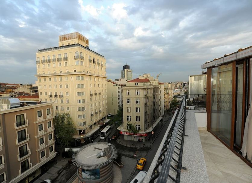 Balcony Photo