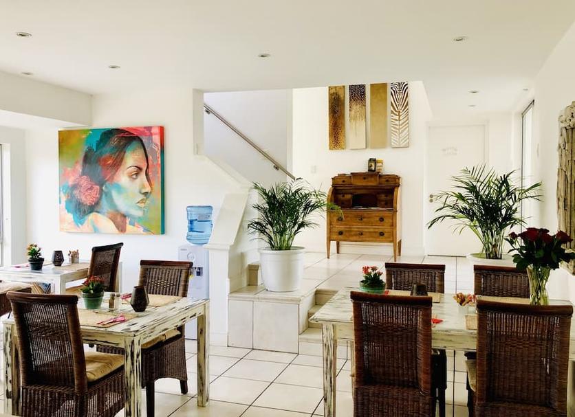 Dining room Photo