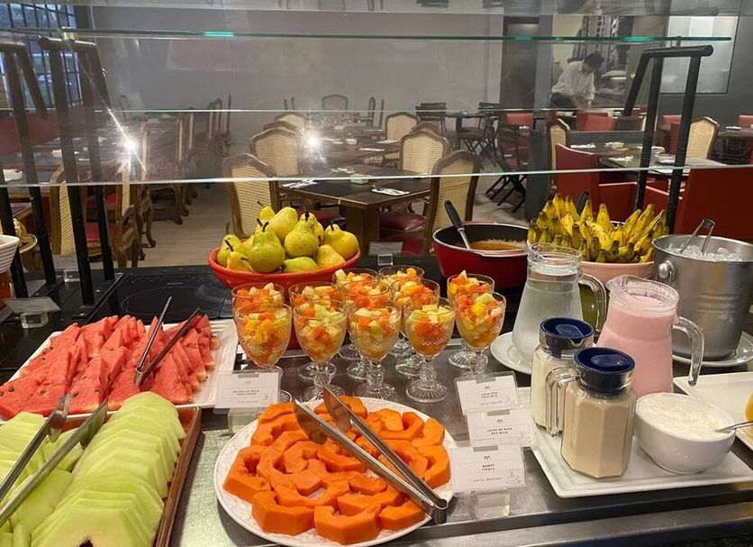 Buffet Photo
