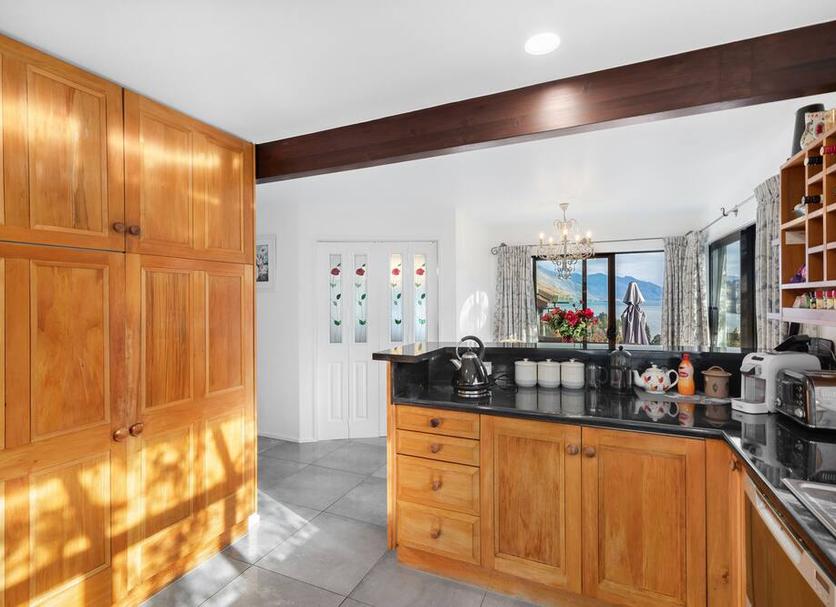Kitchen Photo