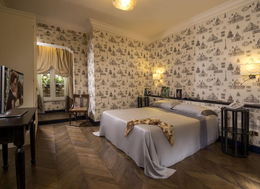 Bedroom Photo