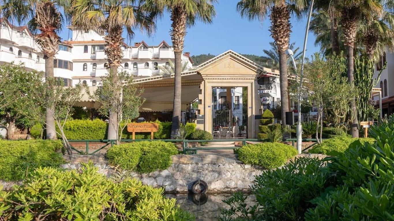 Mitos Apartments