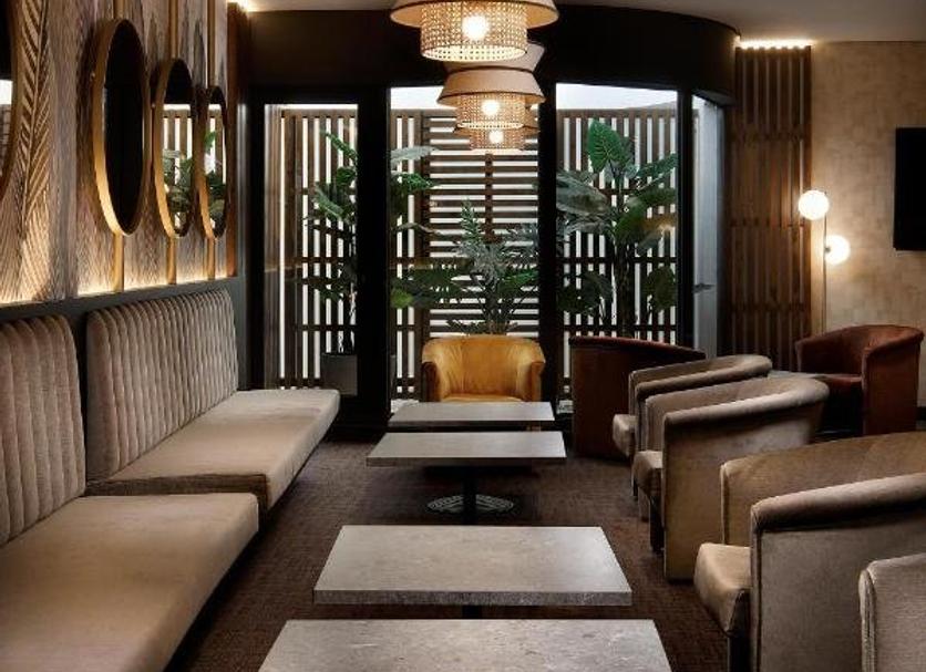 Lounge Photo
