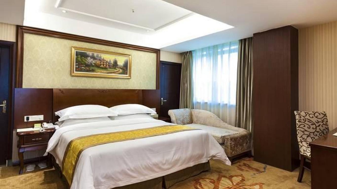Nanjing Longjiang Hotel