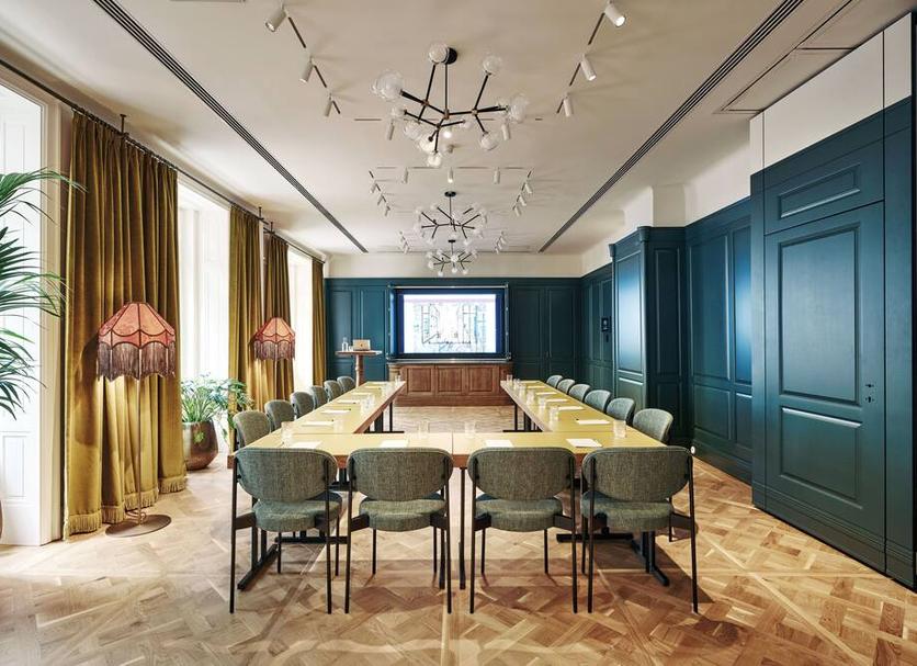 Conference room Photo