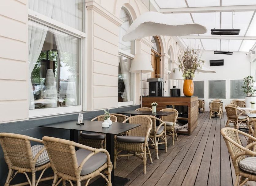 Restaurant Photo