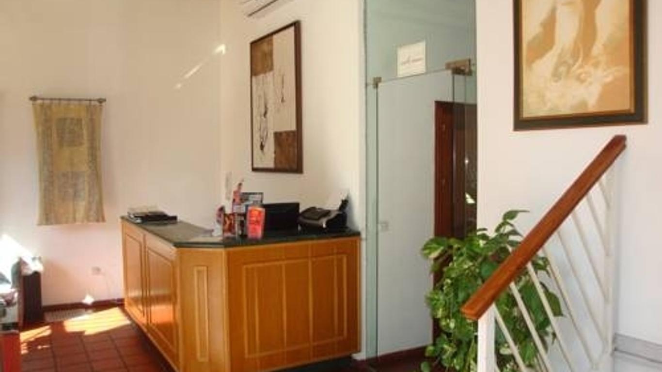 Hostal Puerta Carmona