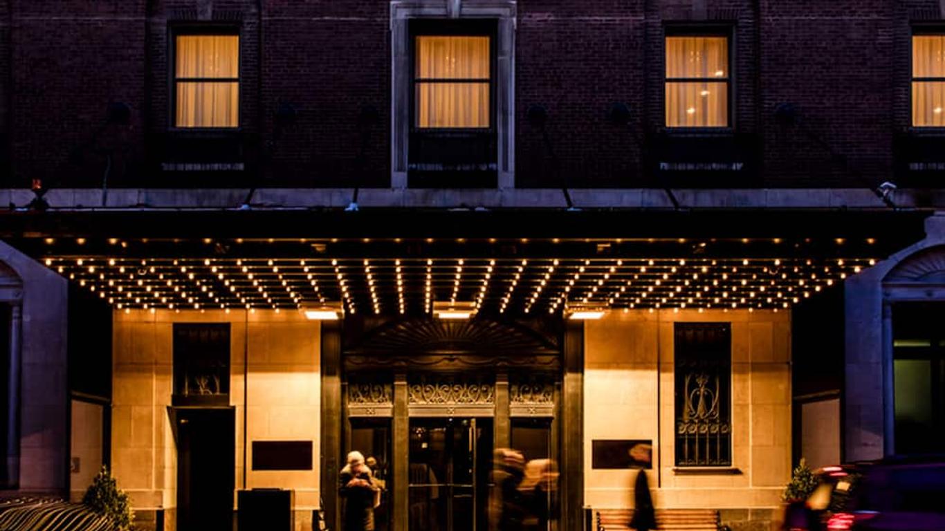 The Chicago Hotel Collection Ambassador Gold Coast