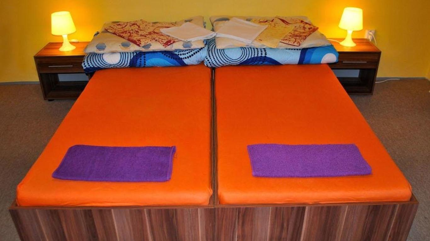 Hostel Barno