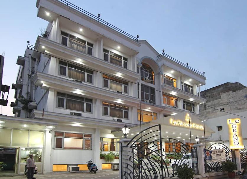 Building Photo