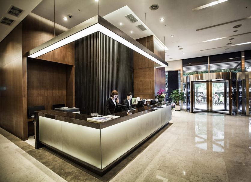 Front desk Photo