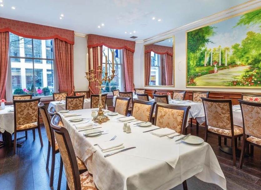 Restaurant Photo