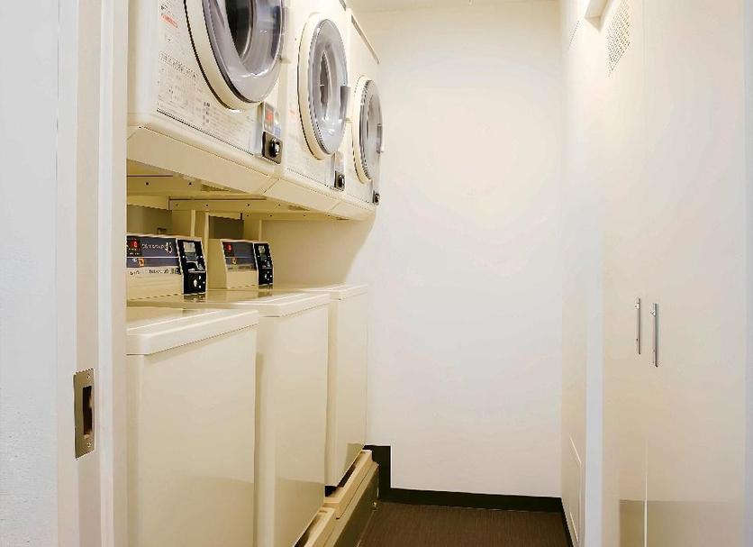 Laundry facility Photo