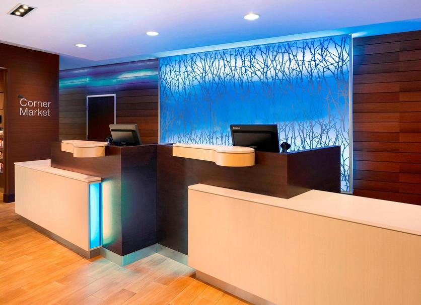 Front desk Photo