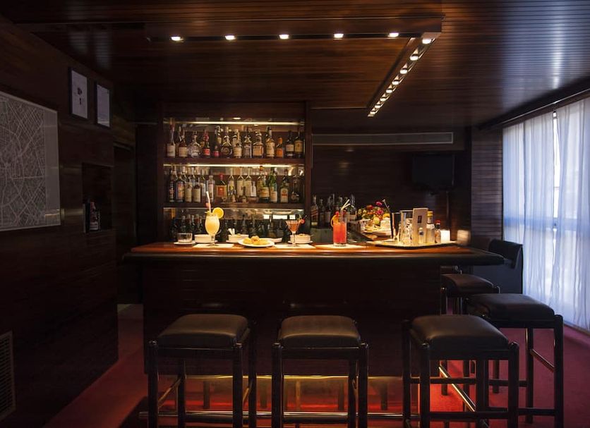 Bar Photo