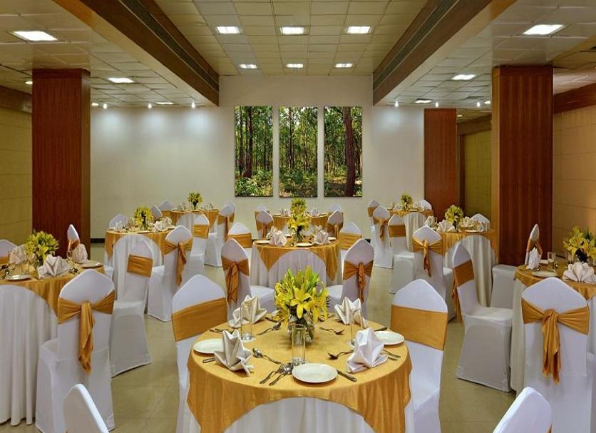 Banquet hall Photo