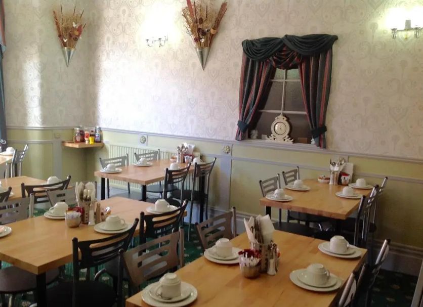Restaurant Photo