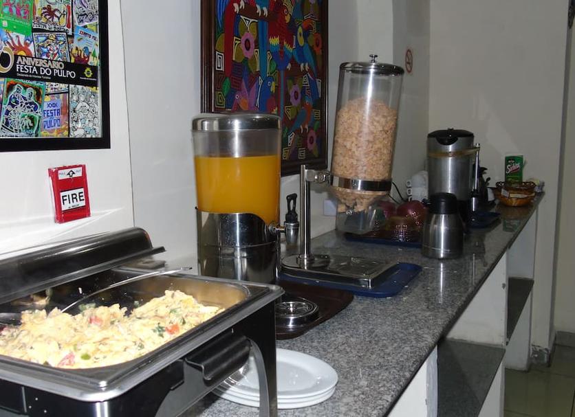 Buffet Photo