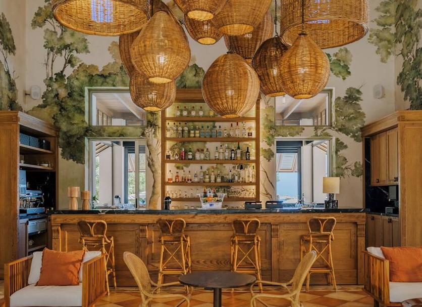 Bar Photo