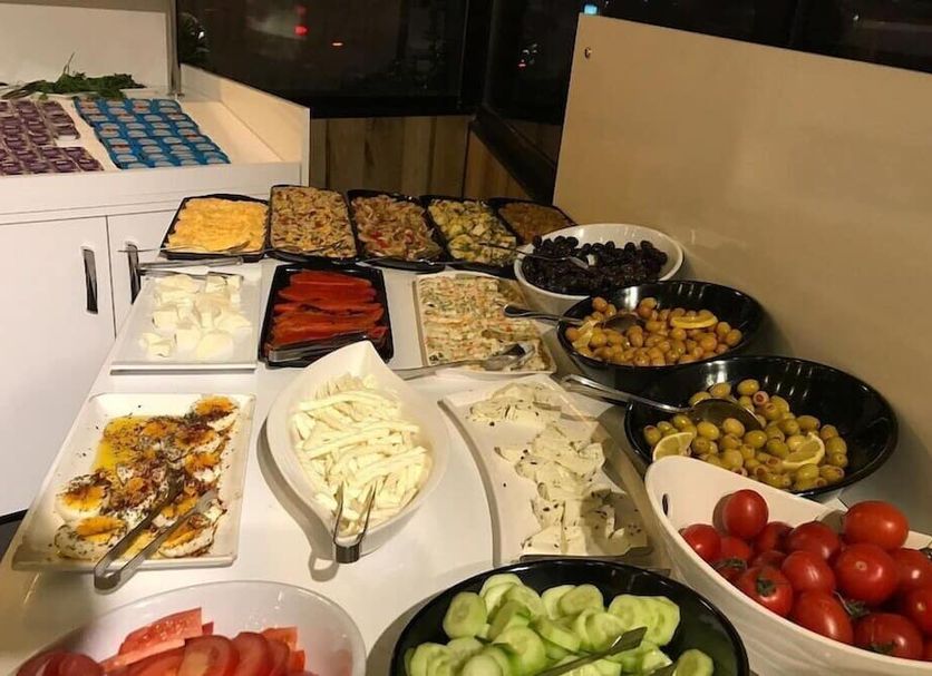 Buffet Photo