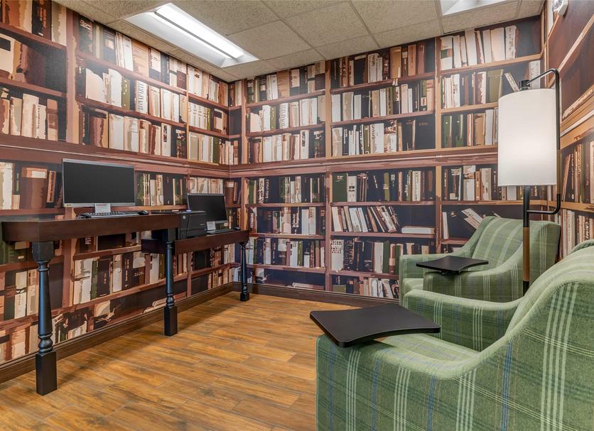 Lounge Photo