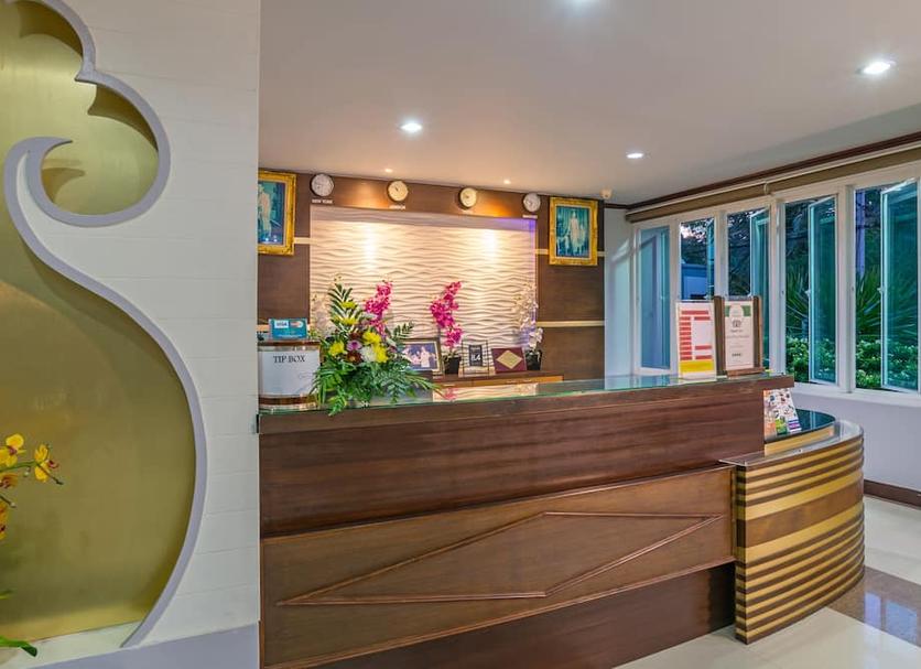 Front desk Photo