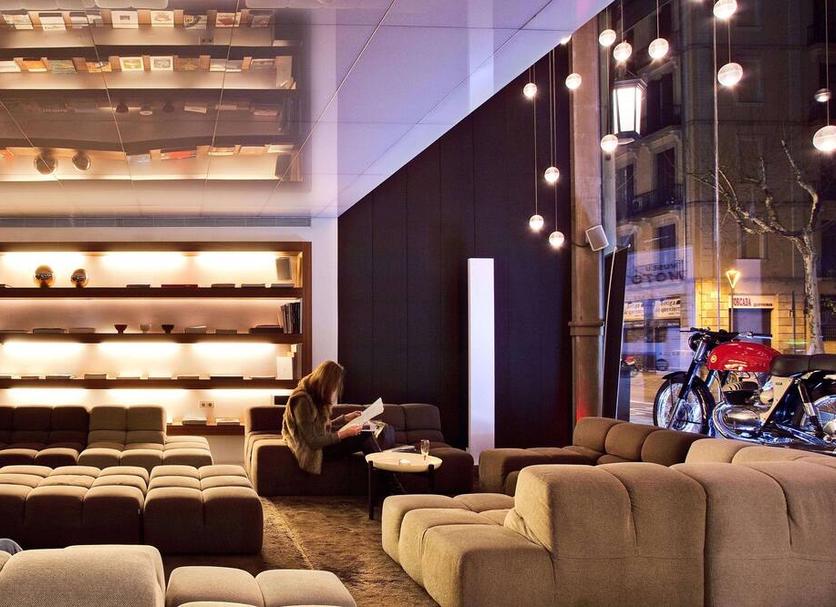 Lounge Photo