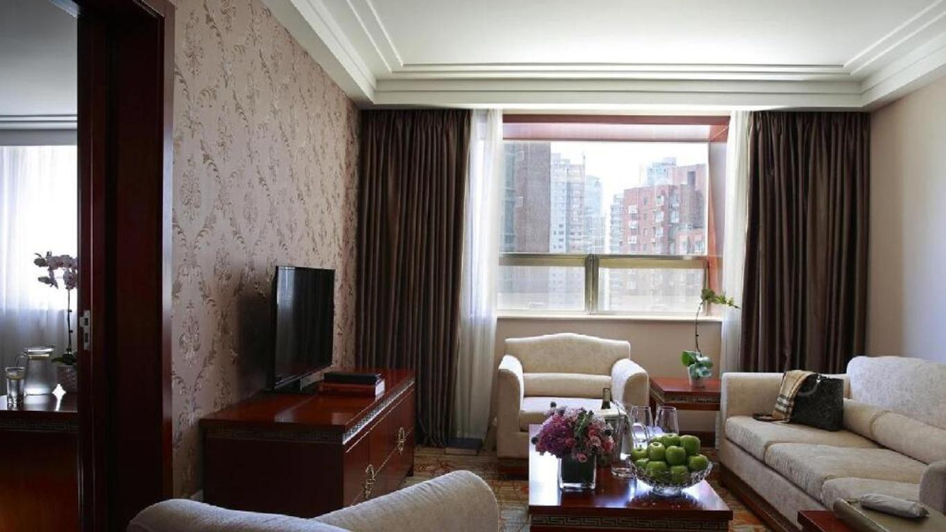 Soluxe Winterless Hotel Beijing
