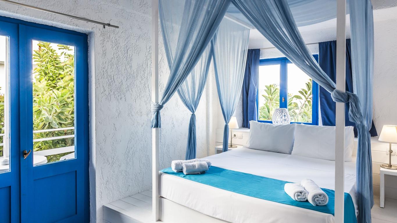 Elmi Beach Hotel & Suites