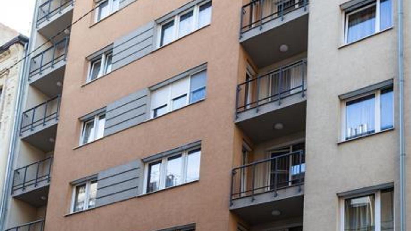 Locust Tree Apartments