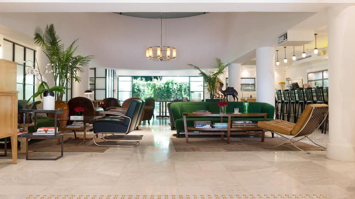 Lily & Bloom Boutique Hotel