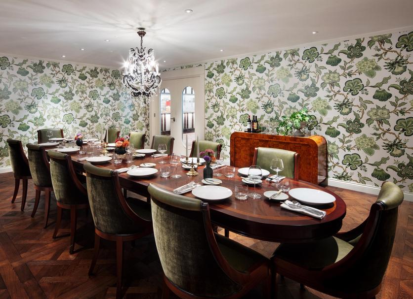 Dining room Photo