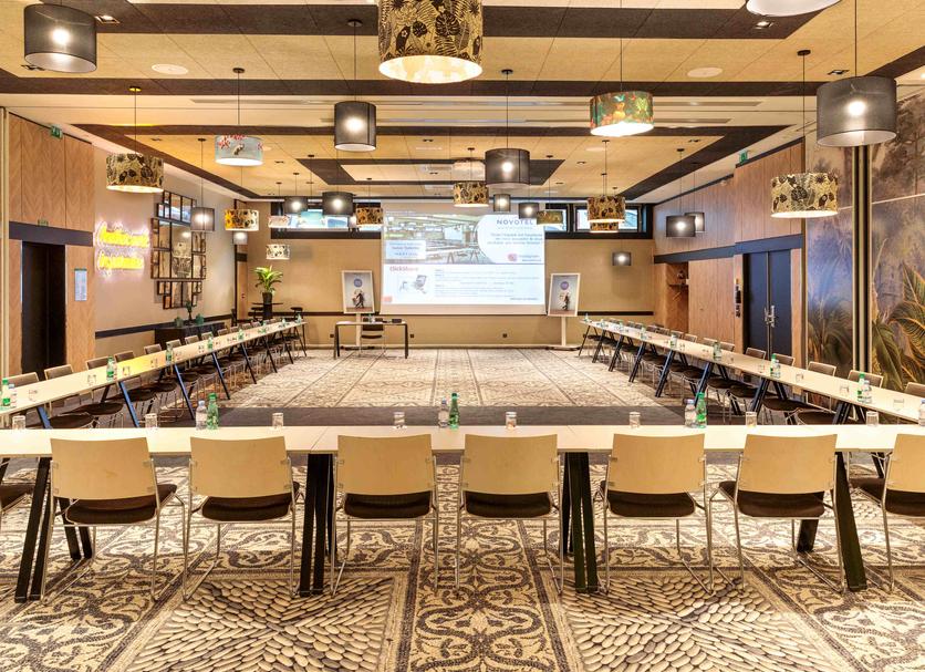 Conference room Photo