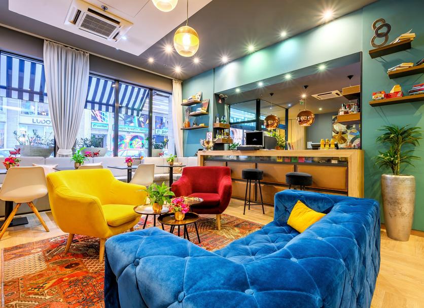 Lounge Photo