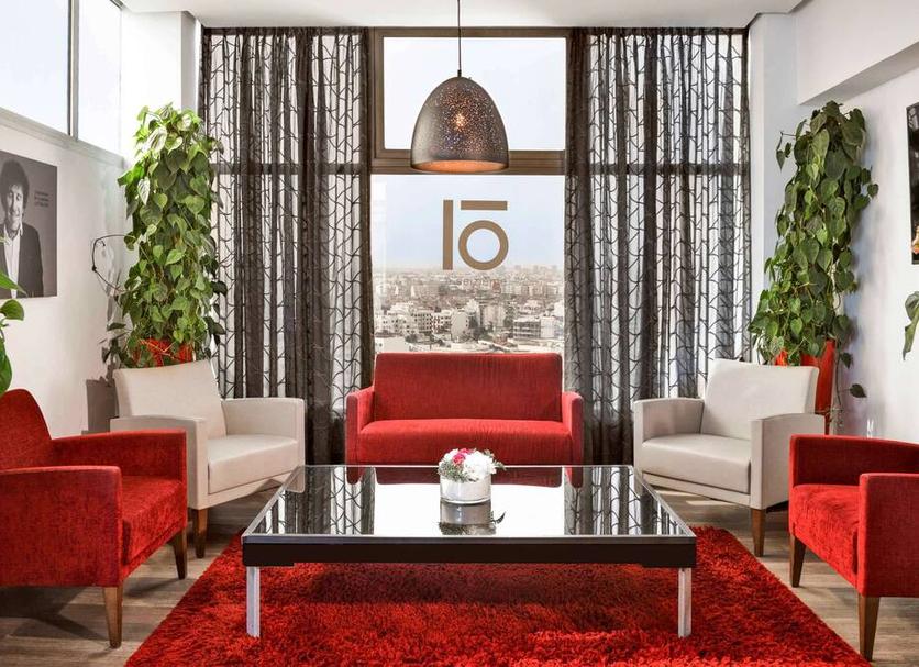 Lounge Photo