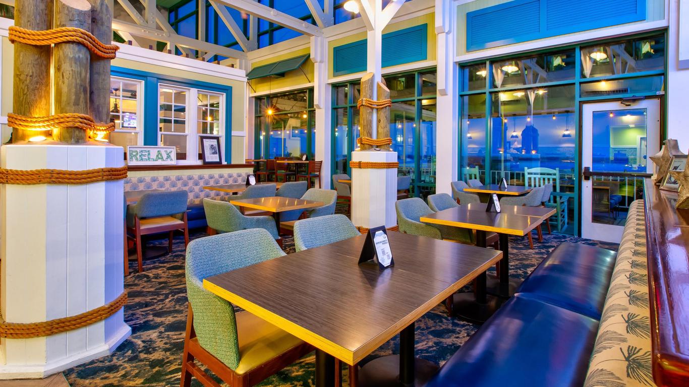 Holiday Inn Va Beach-Oceanside (21st St) by IHG