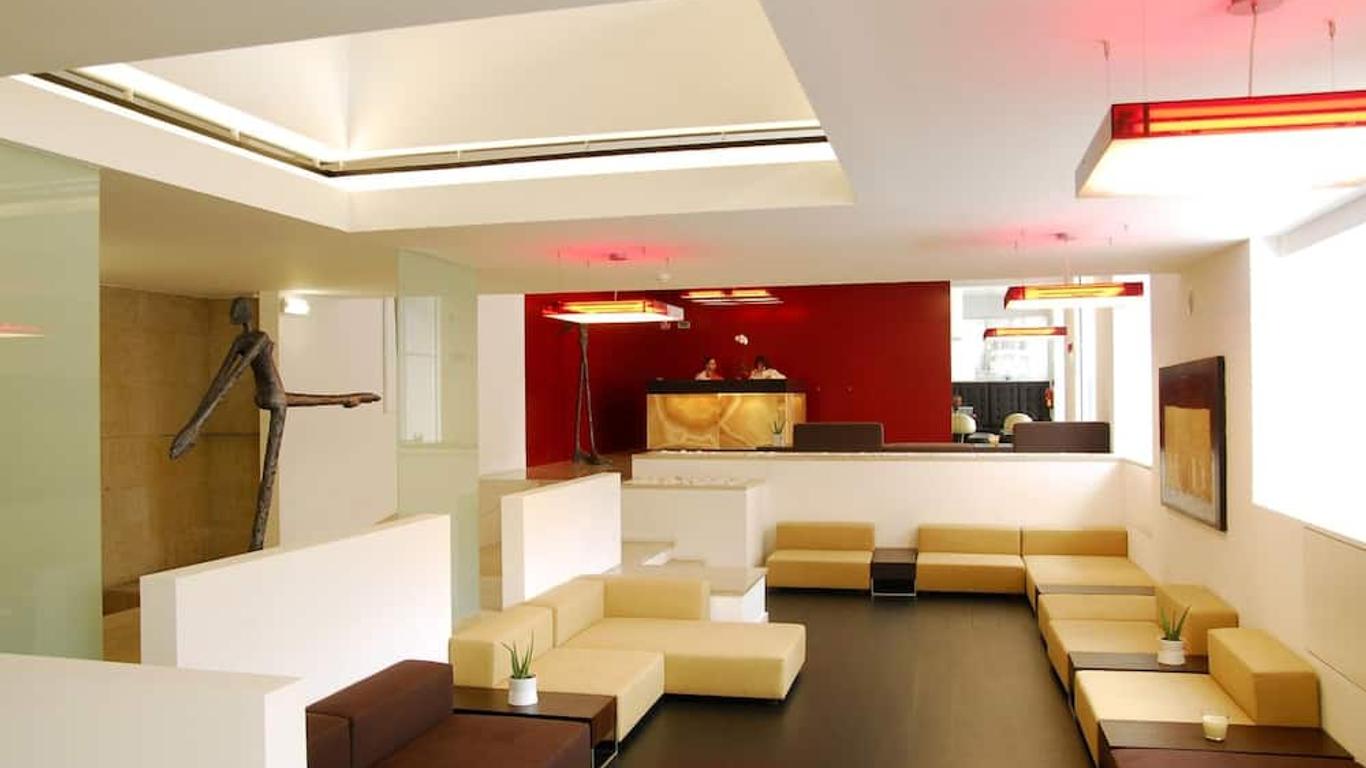 Hotel Jerónimos 8