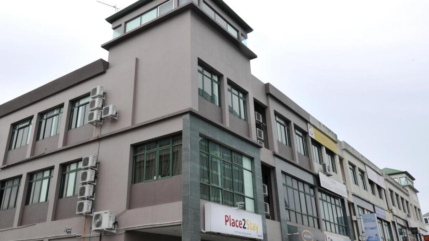 Place2stay @ Rh Plaza Hotel