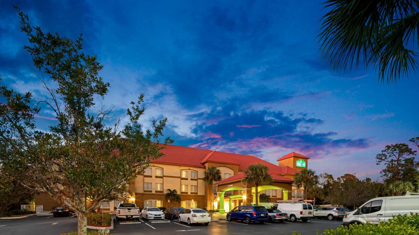 La Quinta Inn and Suites Fort Myers I-75