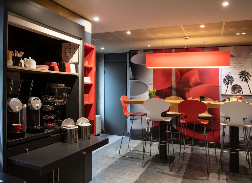 Dining room Photo
