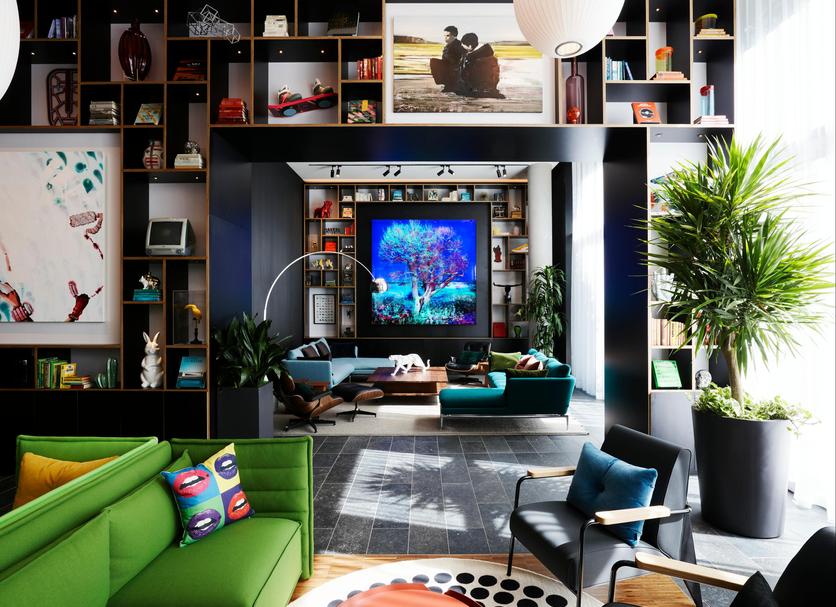 Lounge Photo