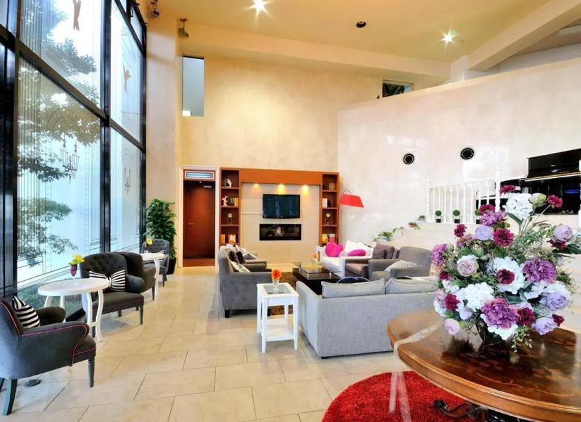 Lobby Photo