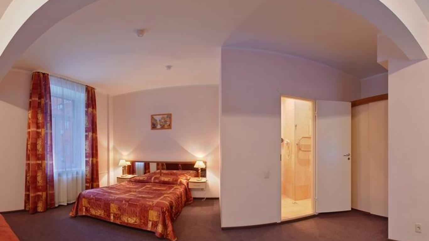 Maxima Irbis Hotel