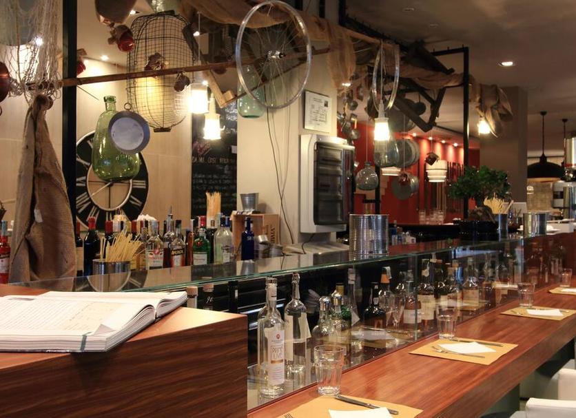 Bar Photo