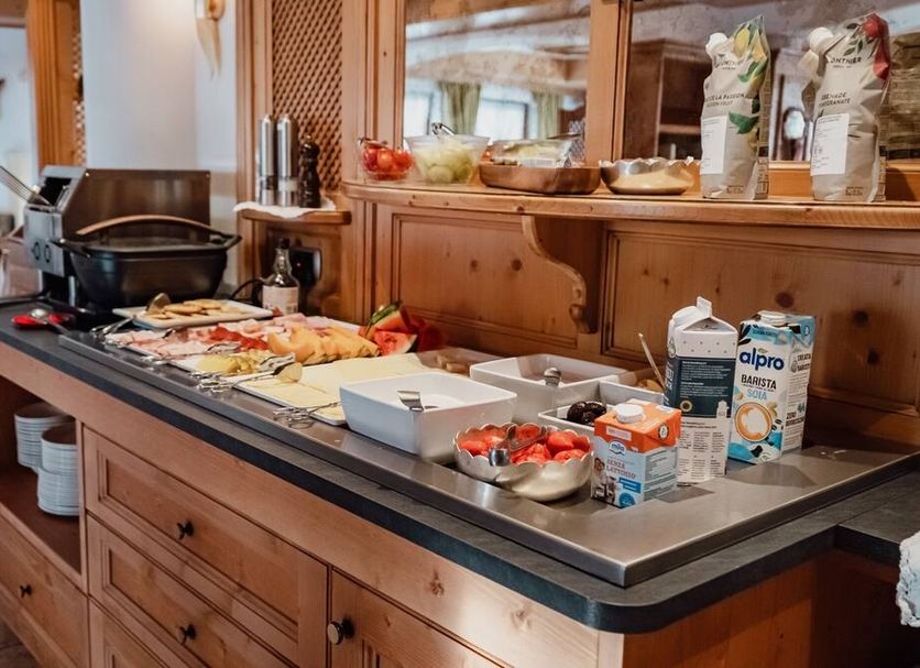 Buffet Photo