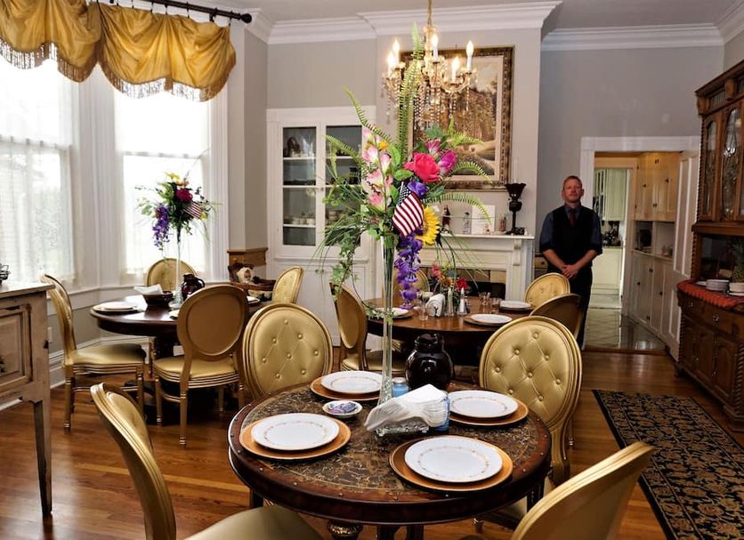Dining room Photo