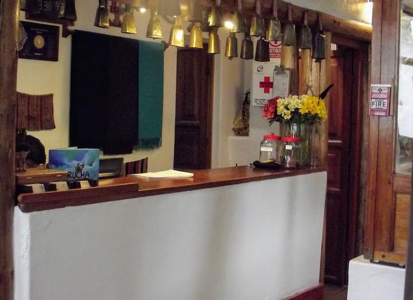 Front desk Photo