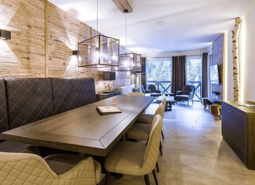 Dining room Photo