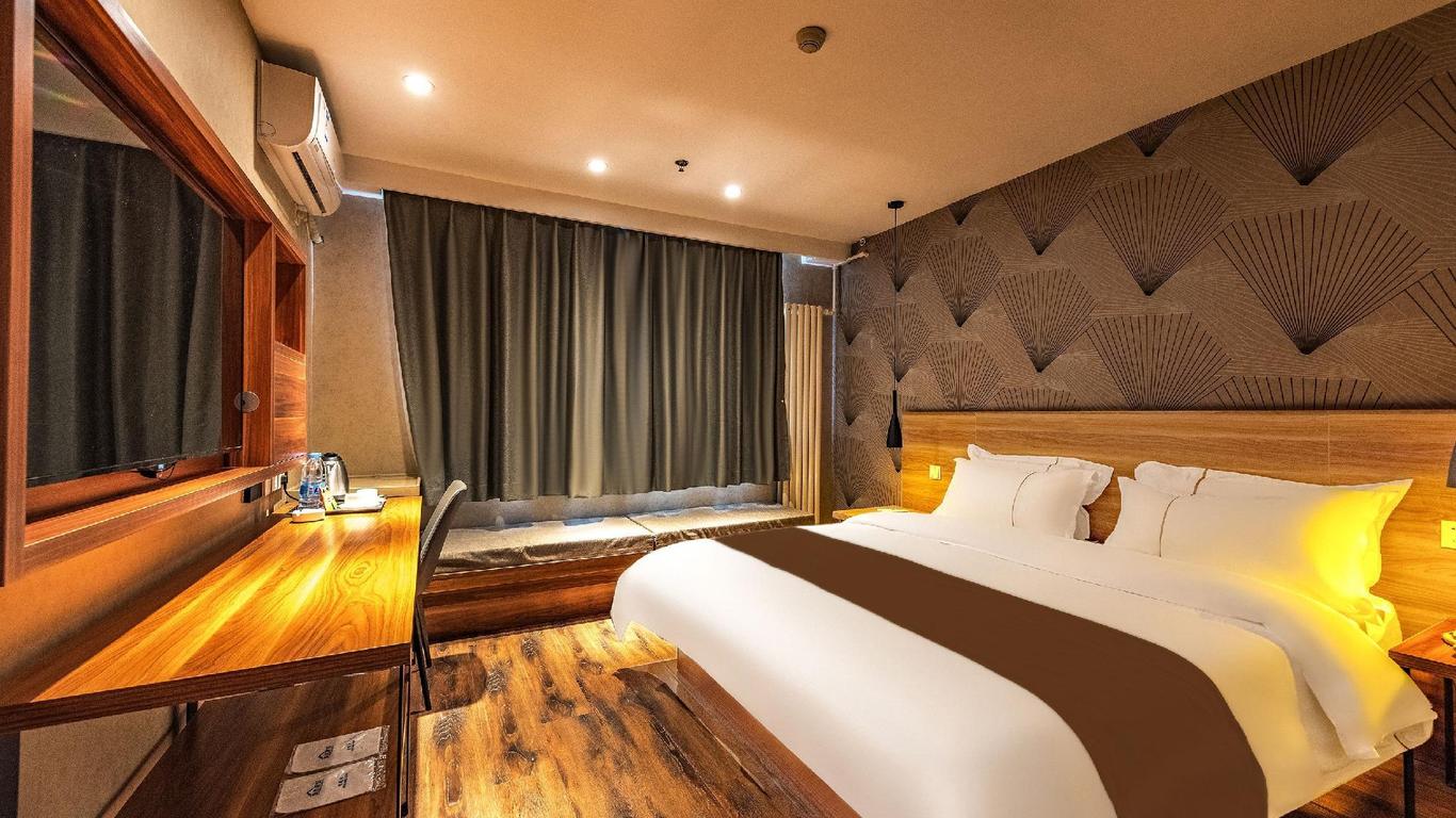 Ripple Hotel
