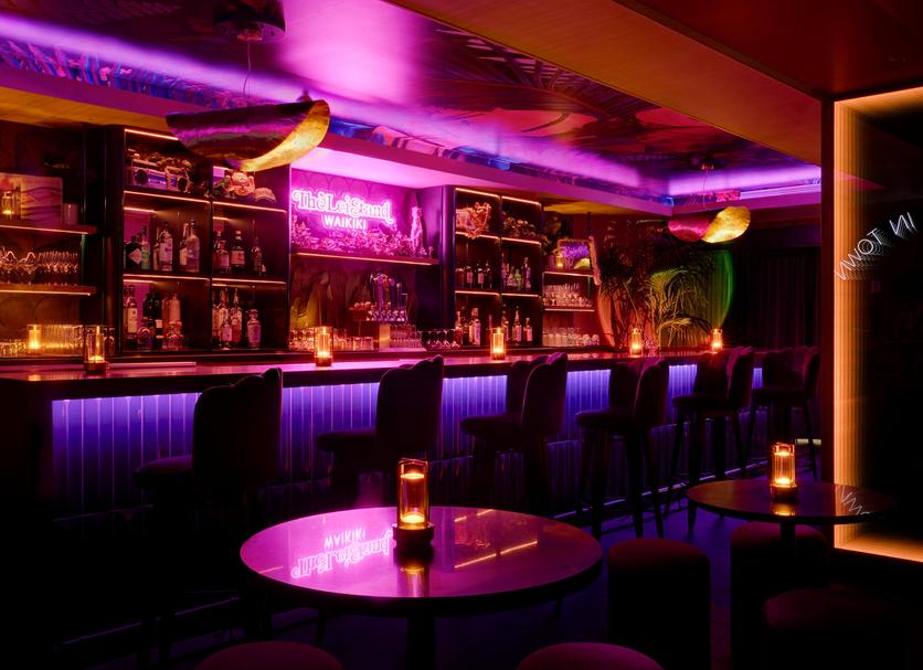 Bar Photo
